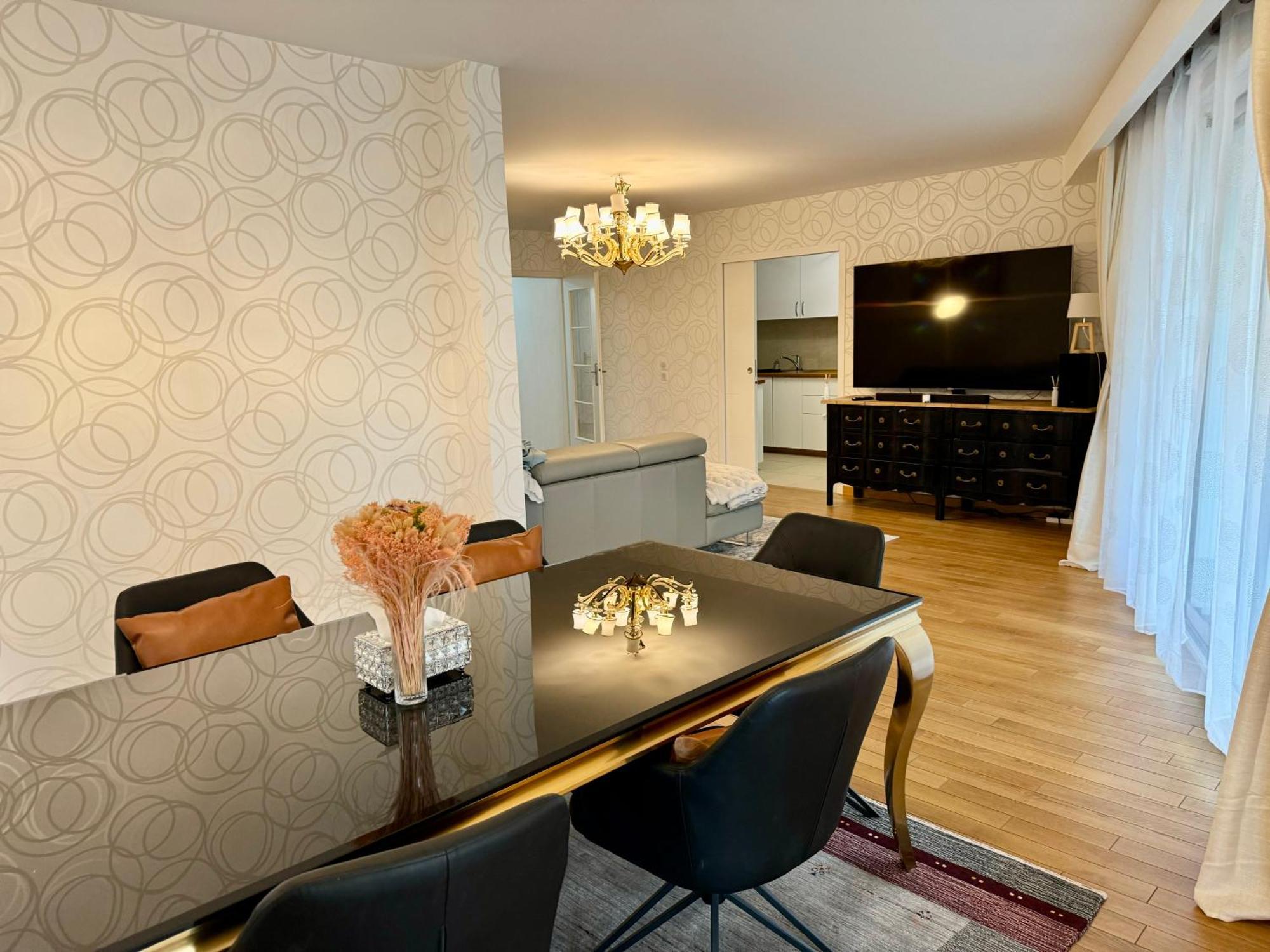 Luxury House Porte Versailles Eiffel Parigi